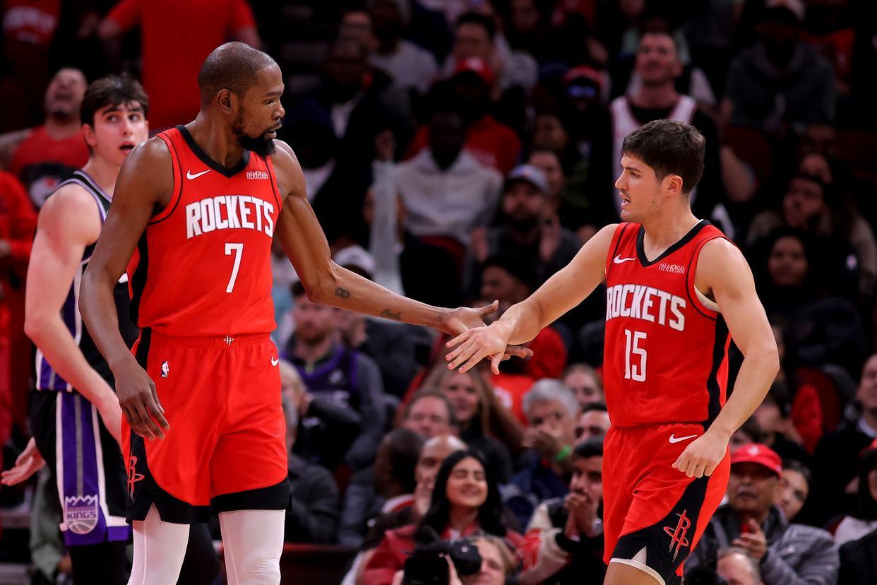 开云-4人仅得13分！火箭队2阵全面哑火，伊森再缺阵，引替补席连锁反应