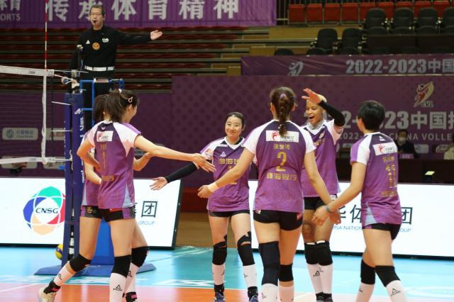 开云APP-李盈莹攻守皆佳+队伍配合稳健 天津女排难求一败