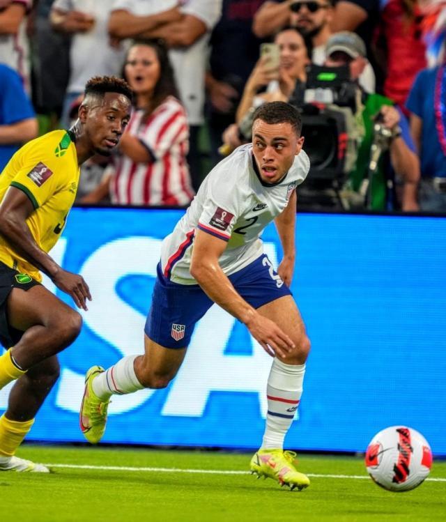 1633690566150087111.jpeg 开云官网-拜仁在找莱万接班人?美国18岁中锋世预赛2场3球