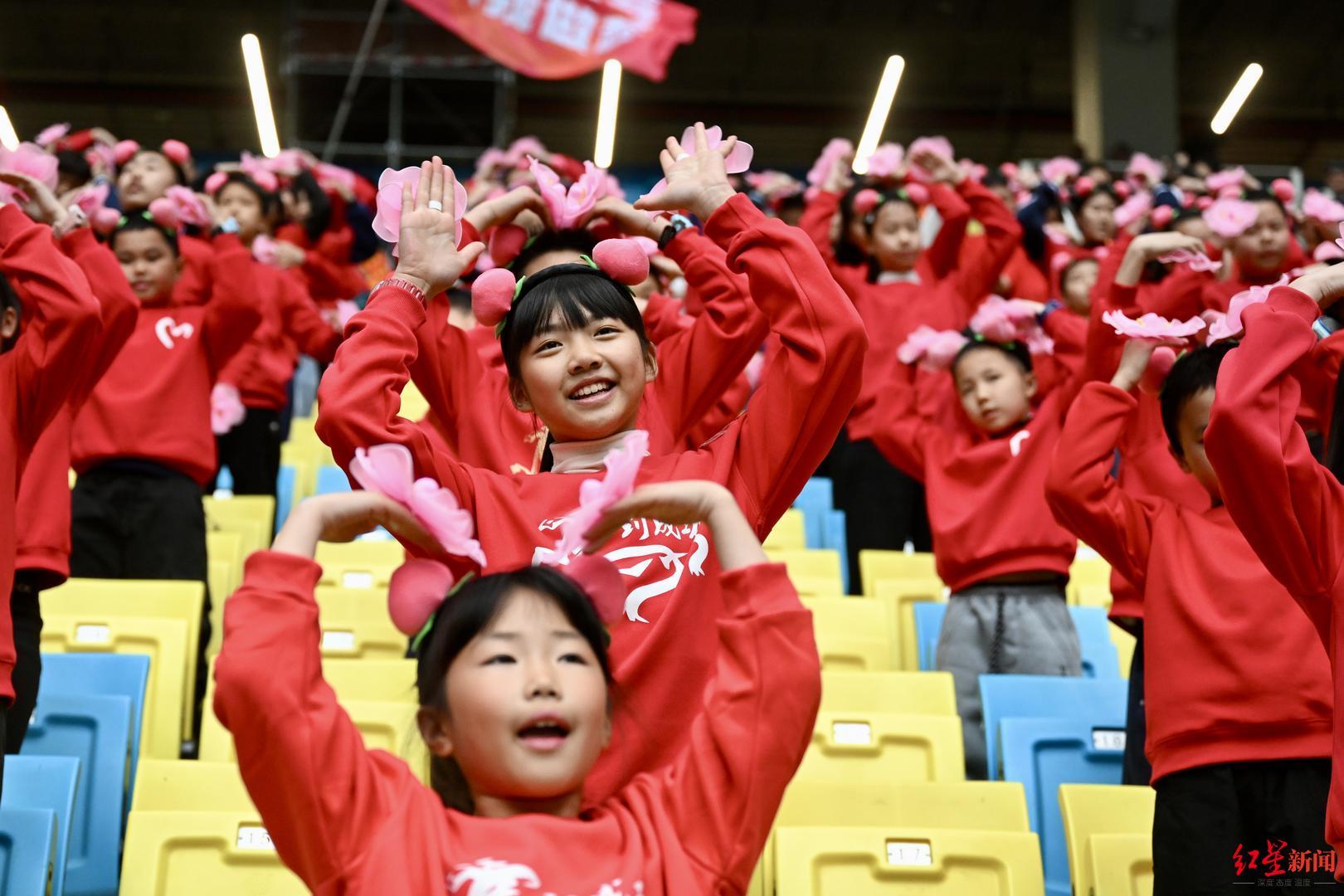 开云-成都蓉城1比0力克海牛，拿下两连胜！罗慕洛角球直接破门技惊四座