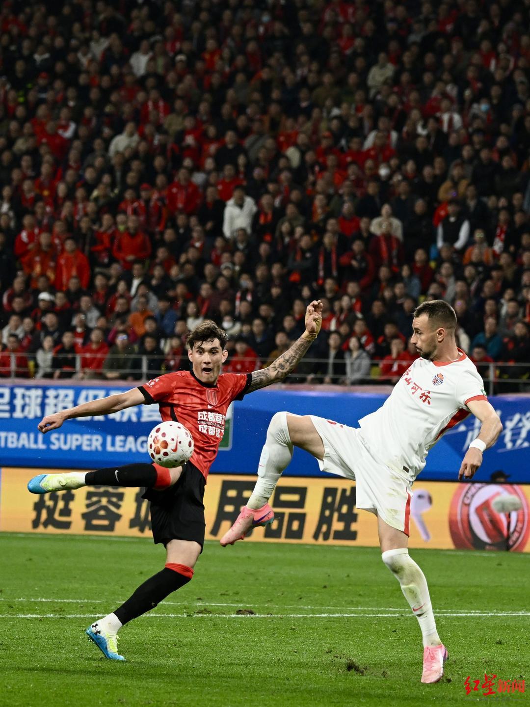 开云-成都蓉城1比0力克海牛，拿下两连胜！罗慕洛角球直接破门技惊四座